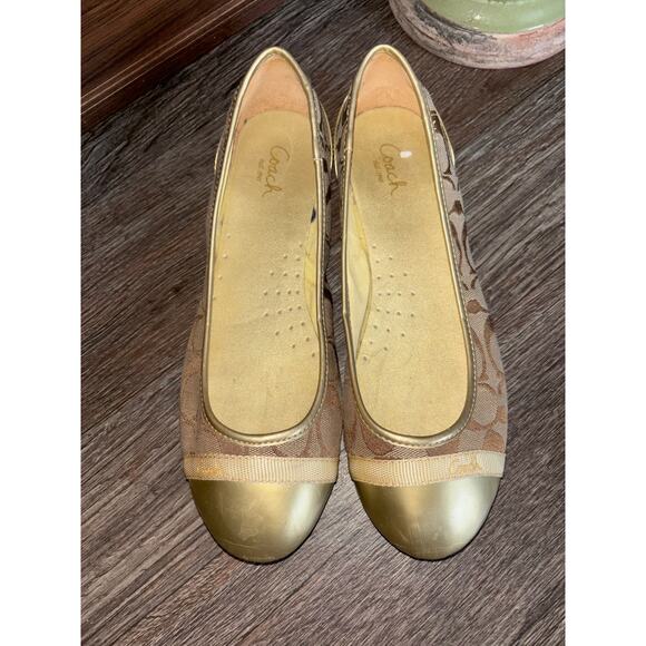 Coach Signature Logo Print Cecile Slip on Ballet Flat Shoes size 9 B - Picture 2 of 10